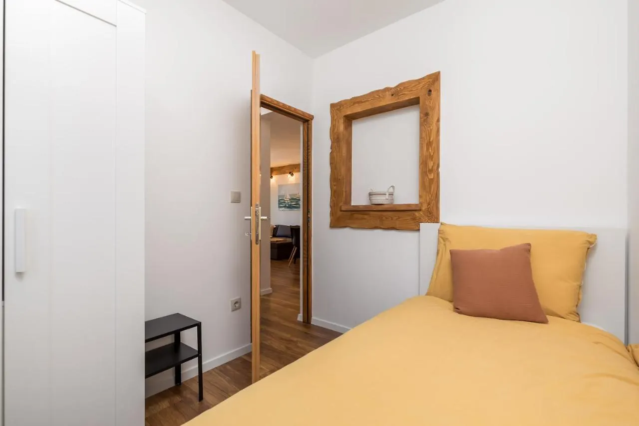 Apartman Roko Vrata 0*,  Croatia